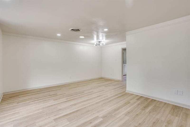 5605 Westcreek Drive, Fort Worth TX 76133 - Photo 6