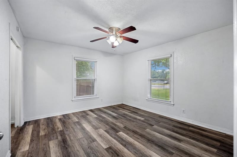 421 S 1st Street, Krum TX 76249 - Photo 23