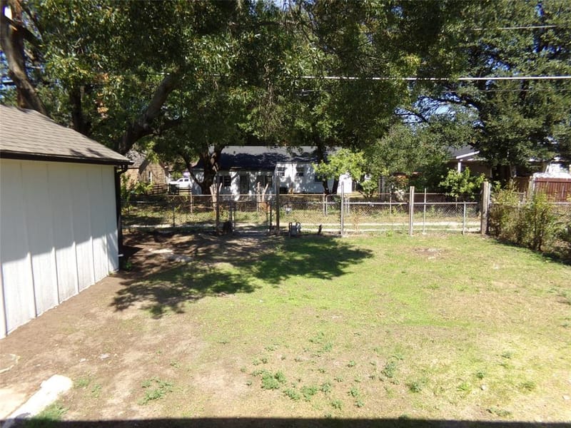 3423 Texas Drive, Dallas TX 75211 - Photo 17