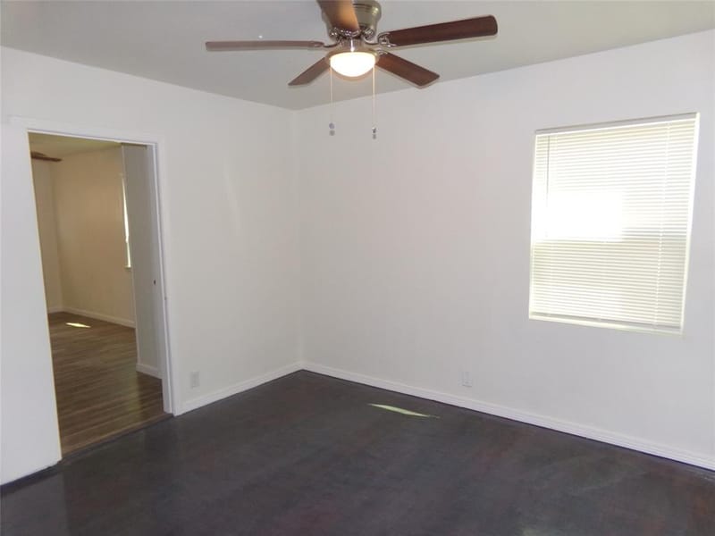 3423 Texas Drive, Dallas TX 75211 - Photo 11