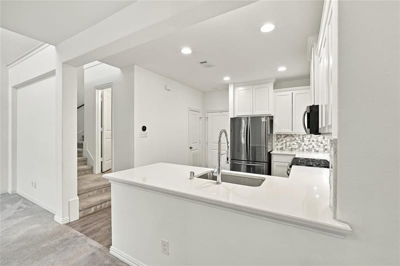 4270 Cascade Sky Drive, Arlington TX 76005 - Photo 10