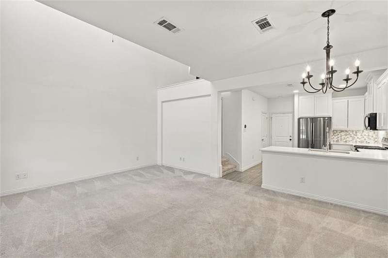 4270 Cascade Sky Drive, Arlington TX 76005 - Photo 4