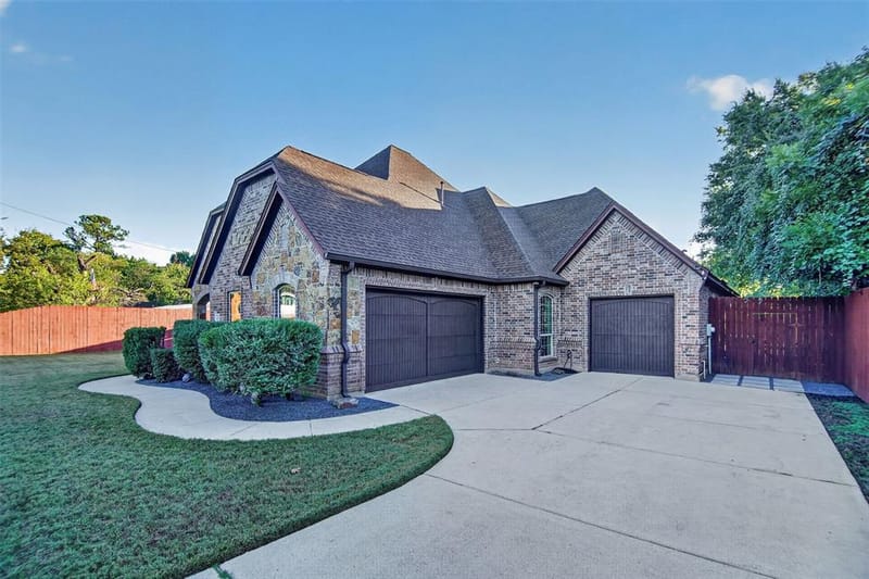 2915 Sutton Place, Southlake TX 76092 - Photo 2