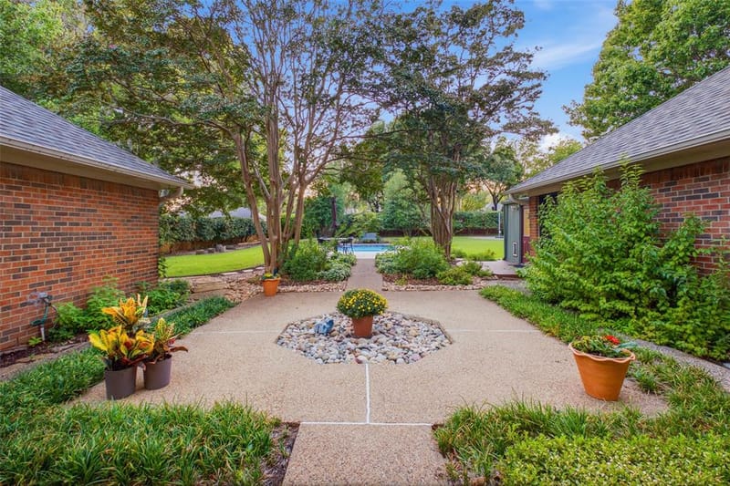 17415 Marianne Circle, Dallas TX 75252 - Photo 31