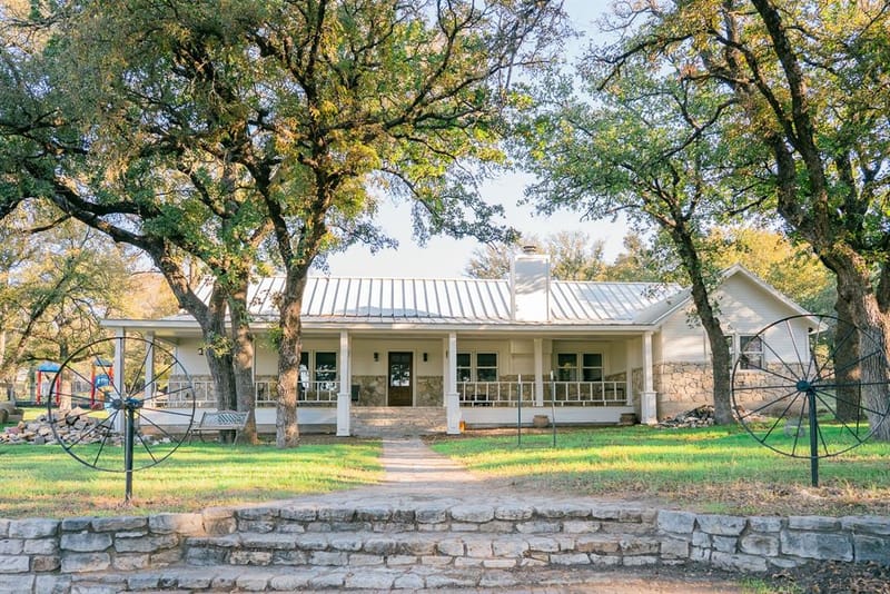 355 Carmen Street, Reno TX 76020