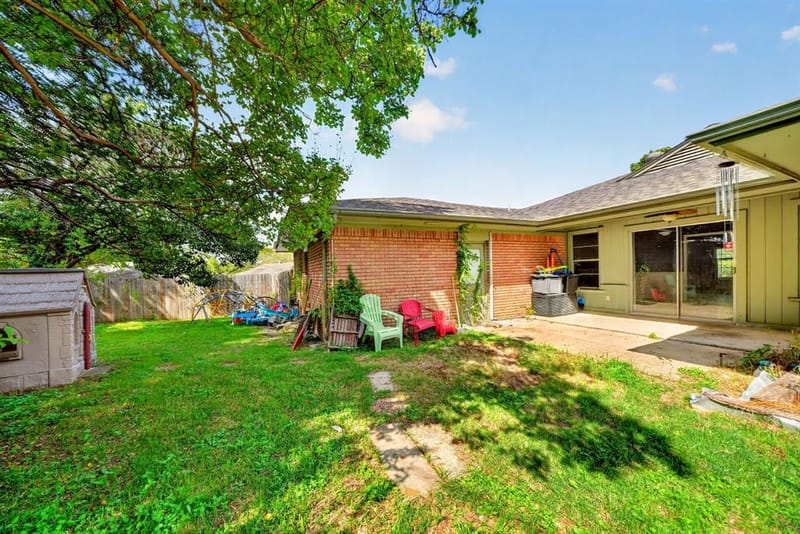 8150 Hunnicut Road, Dallas TX 75228 - Photo 38