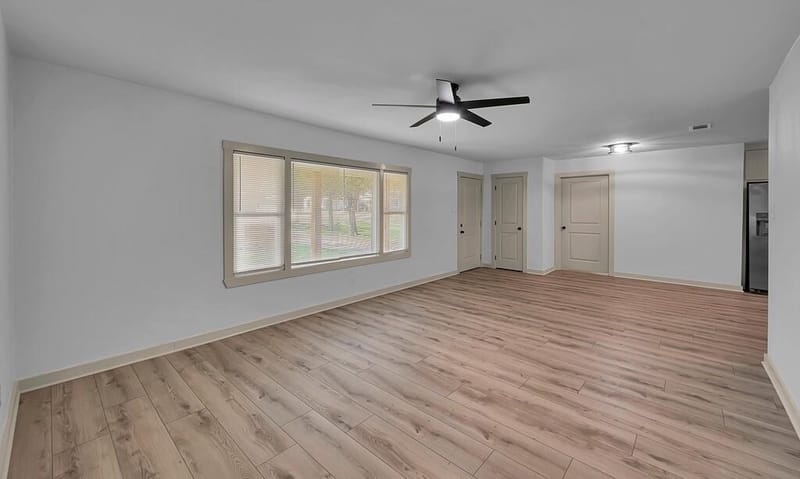 903 E Avenue C, Valley Mills TX 76689 - Photo 6