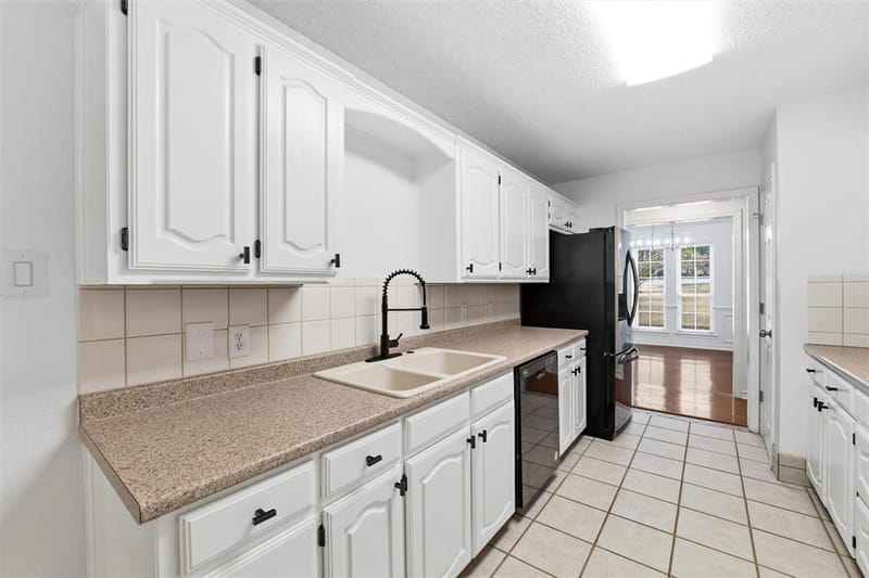 5030 Diamond Creek Drive, Midlothian TX 76065 - Photo 24