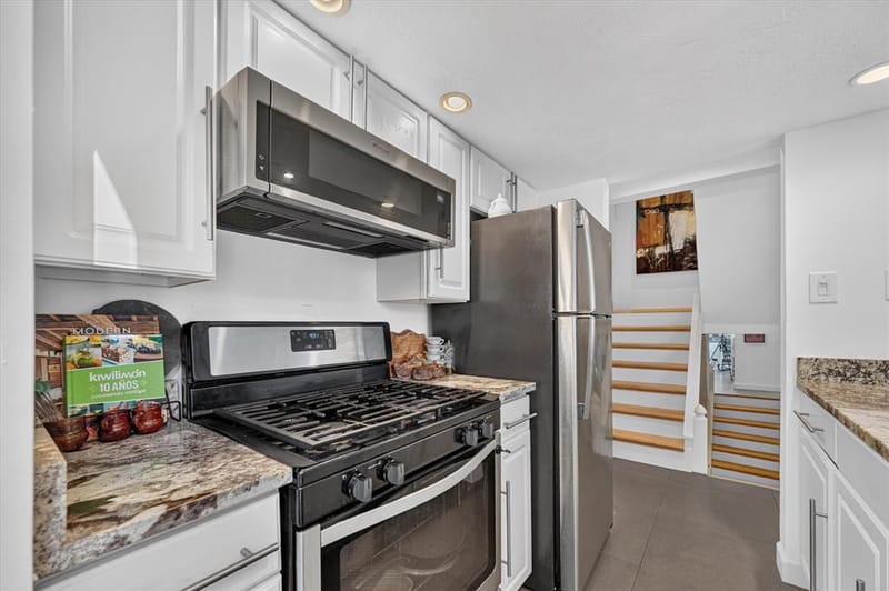 4003 Gilbert Avenue # 7, Dallas TX 75219 - Photo 11