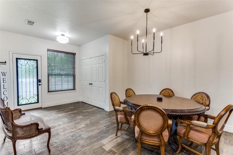 101 Oakwood Drive, Weatherford TX 76086 - Photo 6