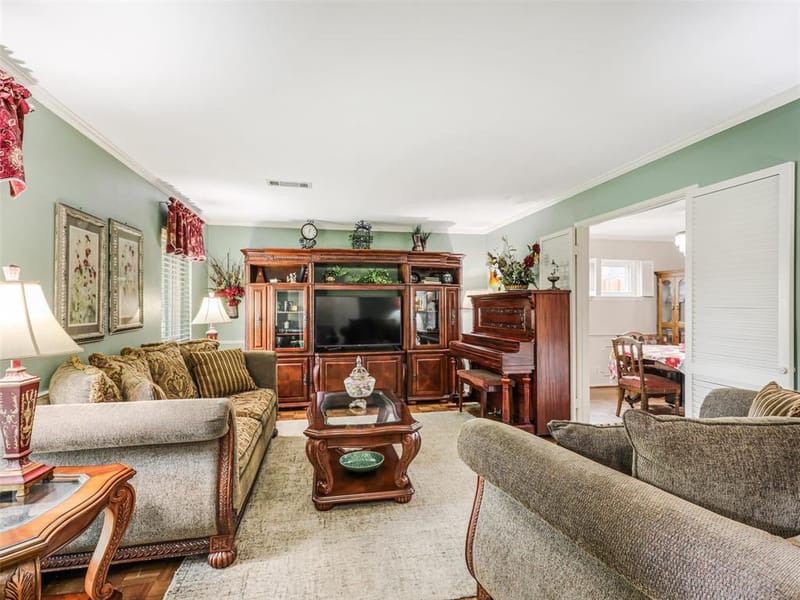 614 Winchester Drive, Richardson TX 75080 - Photo 4