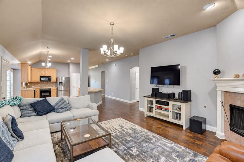 6831 Landing Drive, Grand Prairie TX 75054 - Photo 8