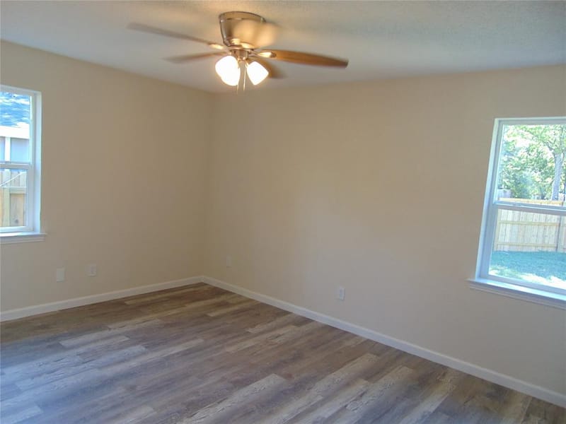 1741 Oak Hill Circle, Dallas TX 75217 - Photo 16
