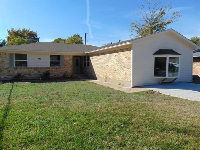 1741 Oak Hill Circle, Dallas TX 75217