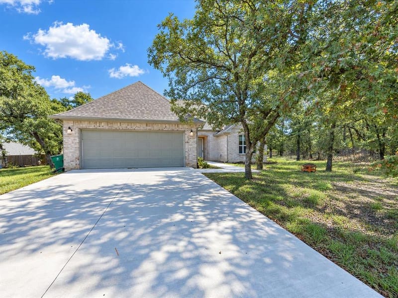 196 Bridwell Lane, Runaway Bay TX 76426 - Photo 5