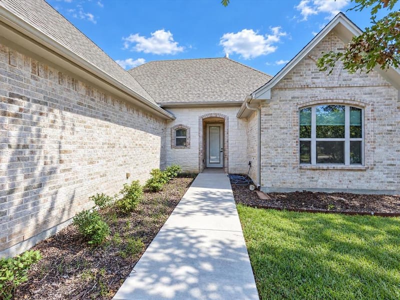 196 Bridwell Lane, Runaway Bay TX 76426 - Photo 4