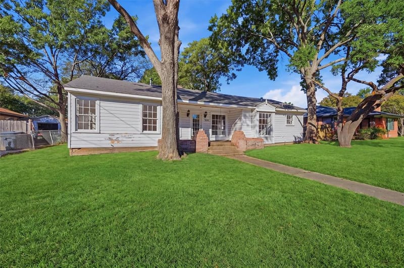 1420 N Shannon Street, Sherman TX 75092 - Photo 4