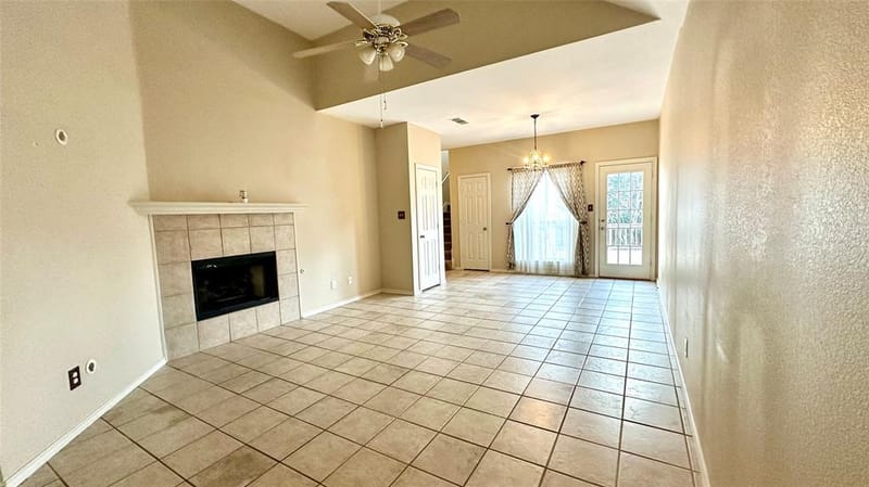 1402 Peregrine Street, Lewisville TX 75077 - Photo 8