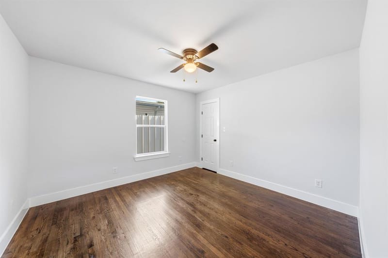 1239 Tarpley Avenue, Dallas TX 75211 - Photo 6