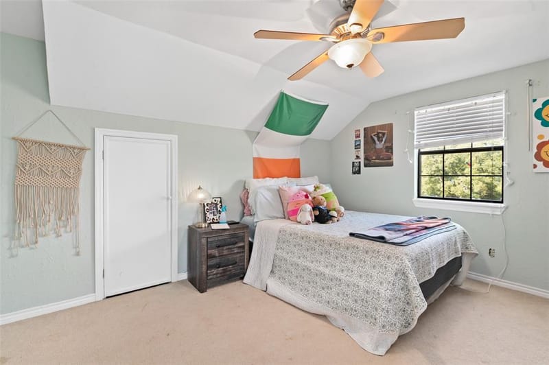 301 N Lyon Street, Tom Bean TX 75491 - Photo 23