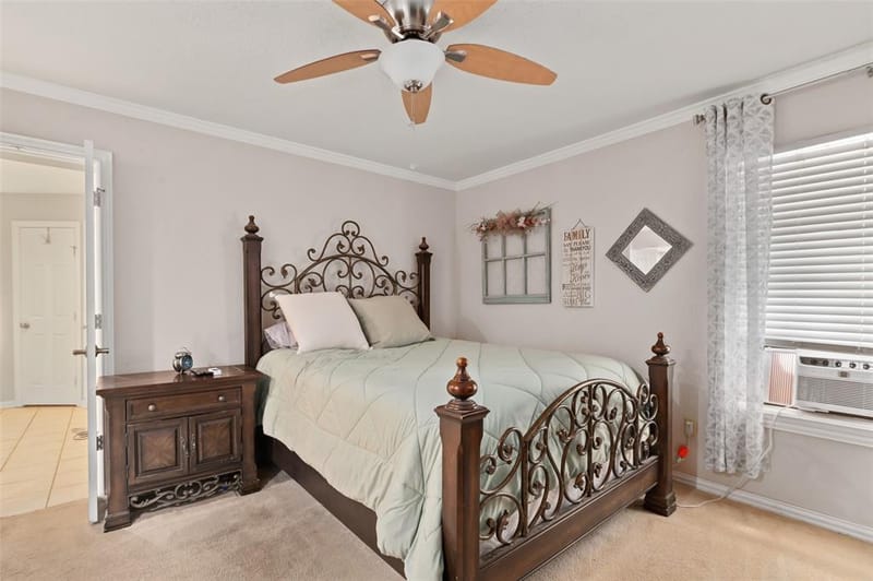 301 N Lyon Street, Tom Bean TX 75491 - Photo 17
