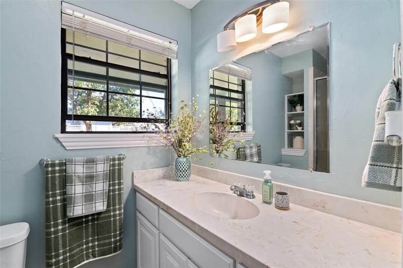 301 N Lyon Street, Tom Bean TX 75491 - Photo 26