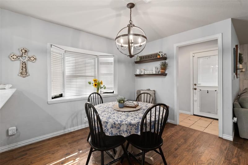301 N Lyon Street, Tom Bean TX 75491 - Photo 14