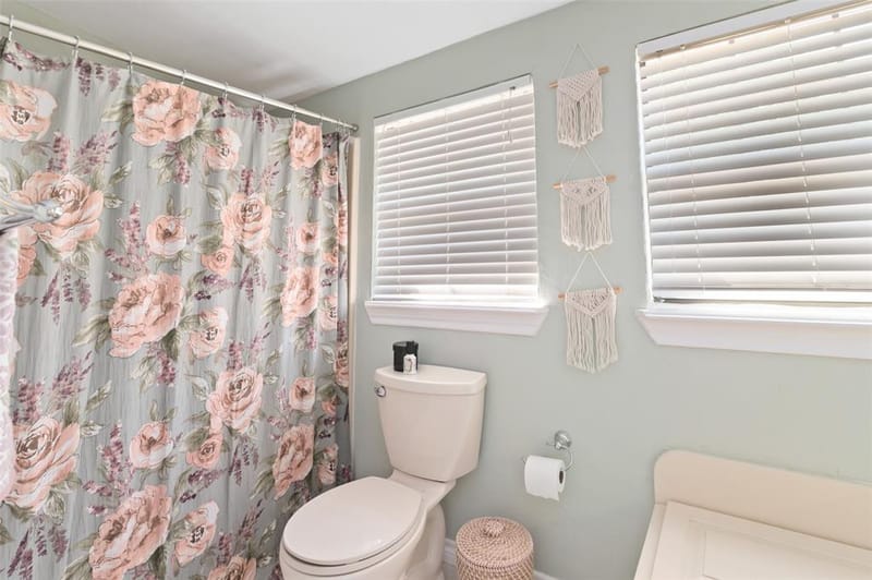 301 N Lyon Street, Tom Bean TX 75491 - Photo 21