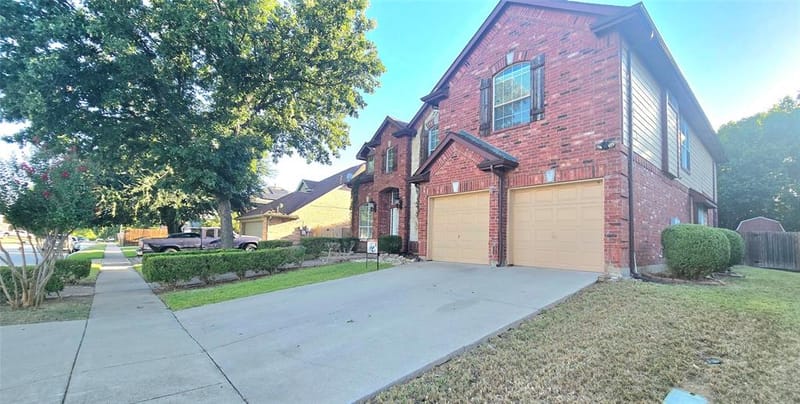 3455 Daisy Lane, Grand Prairie TX 75052 - Photo 3