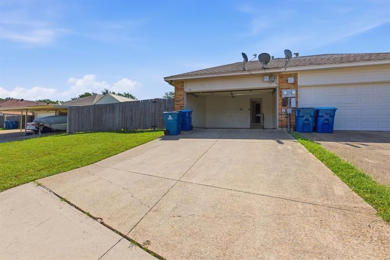 119 Larchbrook Drive, DeSoto TX 75115 - Photo 26