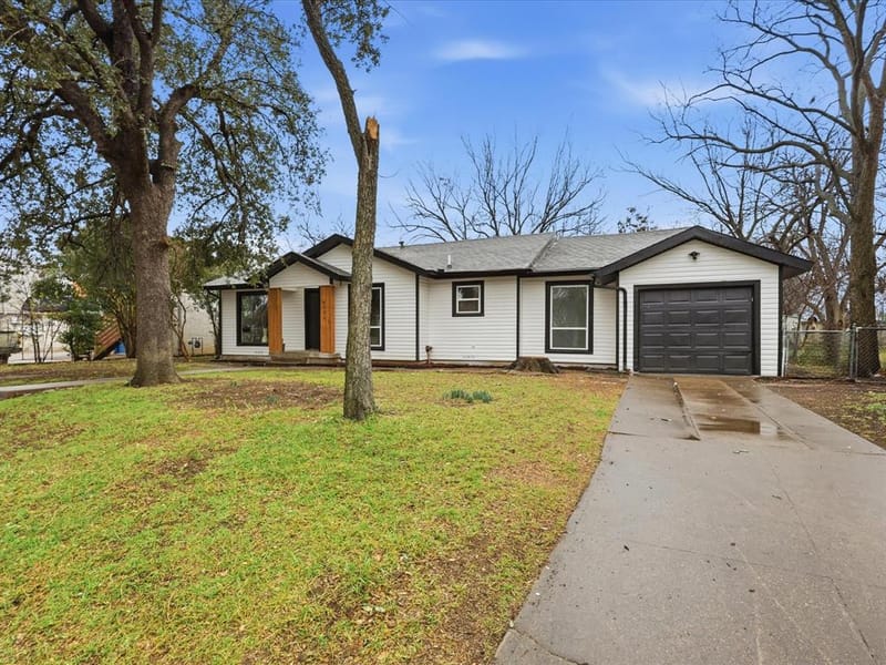 6624 Reeves Street, Richland Hills TX 76118 - Photo 3