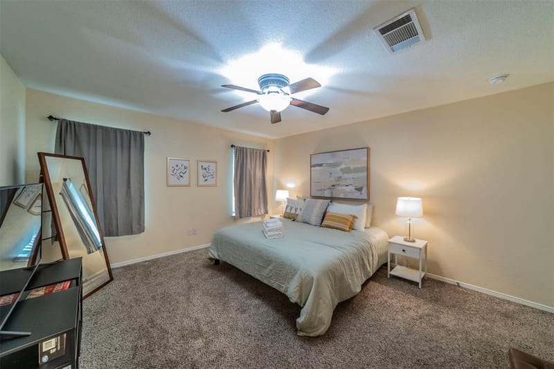 421 Oxford Street, Burleson TX 76028 - Photo 9