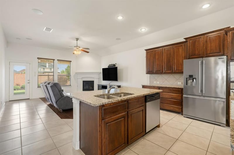 536 Alice Lane, Fate TX 75189 - Photo 10