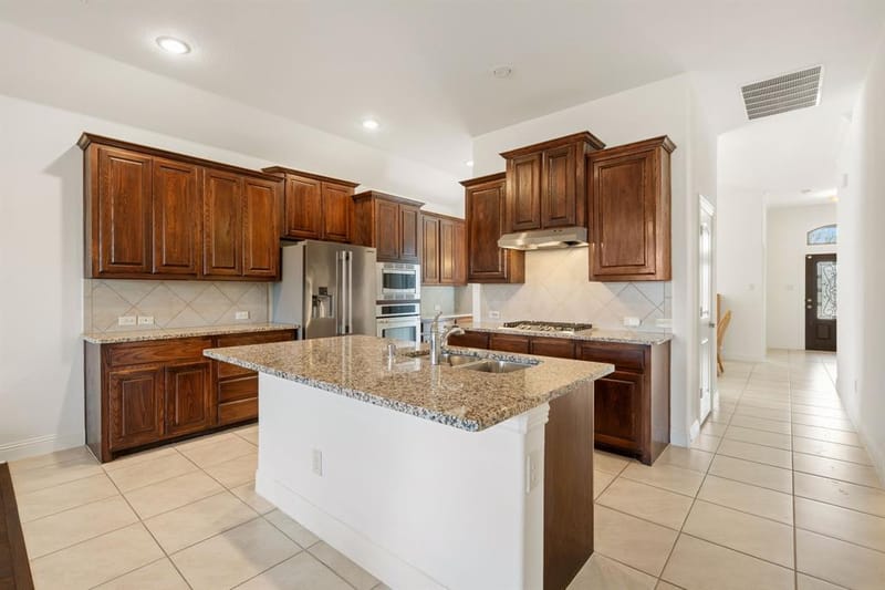 536 Alice Lane, Fate TX 75189 - Photo 11