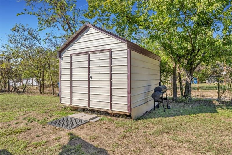 710 S Spears Street, Alvarado TX 76009 - Photo 23