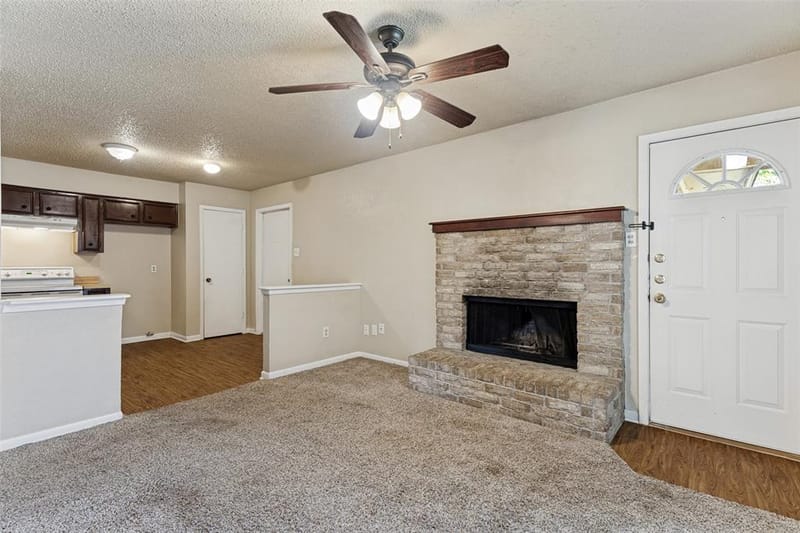 513 S Las Vegas Trail, White Settlement TX 76108 - Photo 6