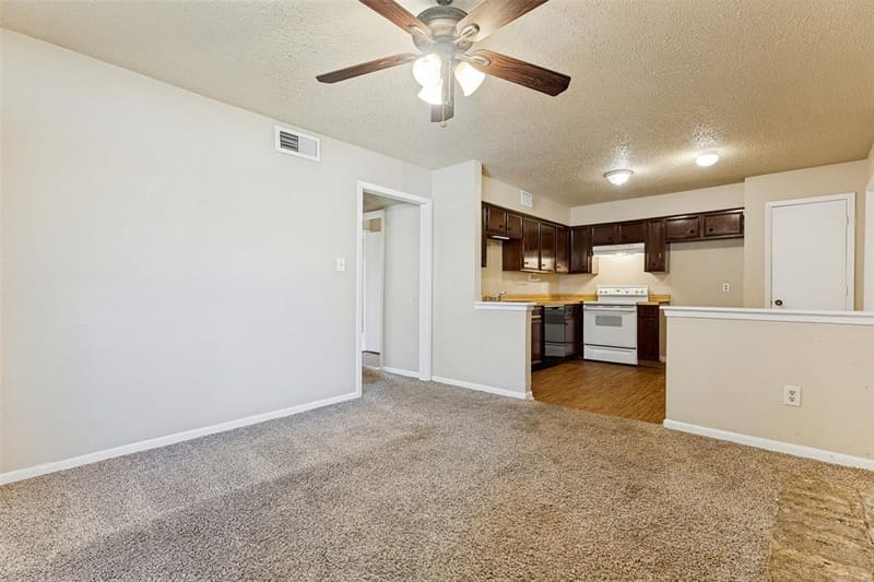 513 S Las Vegas Trail, White Settlement TX 76108 - Photo 7