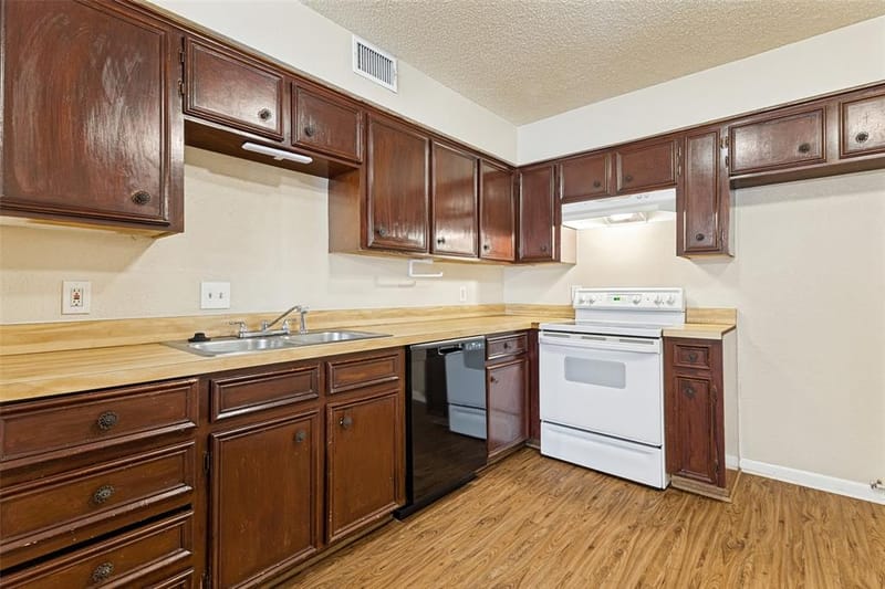 513 S Las Vegas Trail, White Settlement TX 76108 - Photo 10