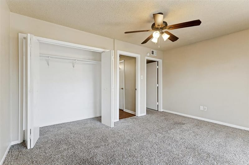 513 S Las Vegas Trail, White Settlement TX 76108 - Photo 14