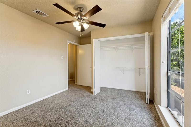 513 S Las Vegas Trail, White Settlement TX 76108 - Photo 18