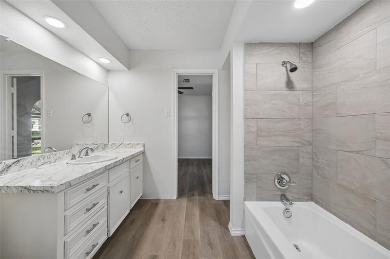 1710 Green Oaks Drive, Irving TX 75061 - Photo 16