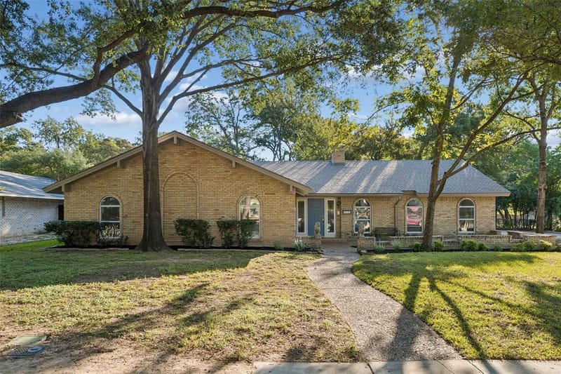 1710 Green Oaks Drive, Irving TX 75061