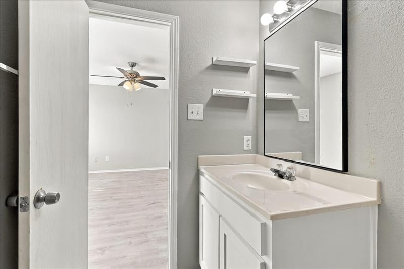 320 Deer Run Drive, Sanger TX 76266 - Photo 17