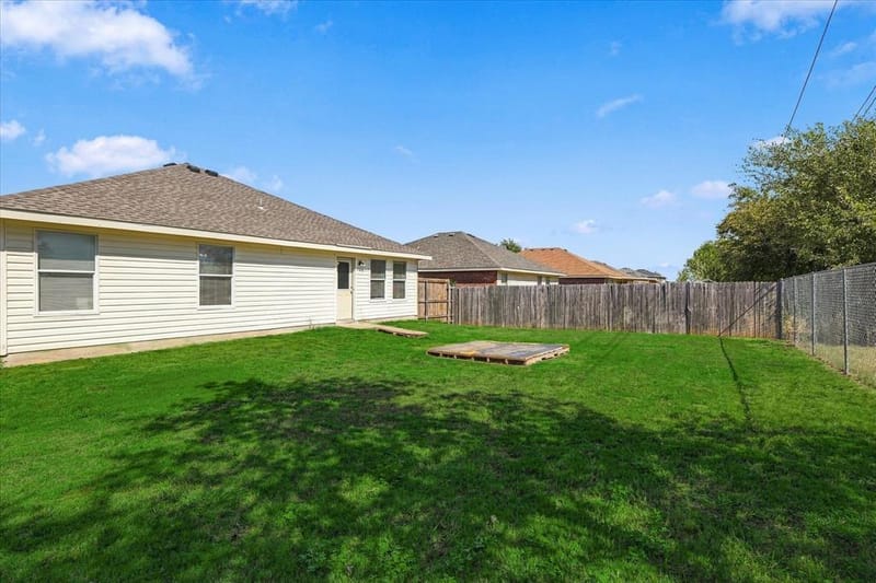 320 Deer Run Drive, Sanger TX 76266 - Photo 26