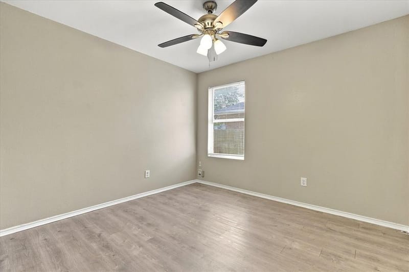 320 Deer Run Drive, Sanger TX 76266 - Photo 20