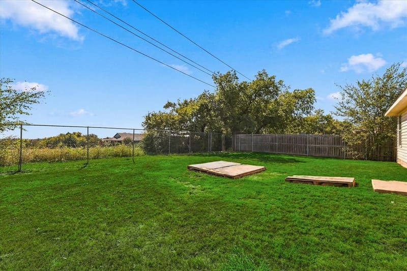 320 Deer Run Drive, Sanger TX 76266 - Photo 24