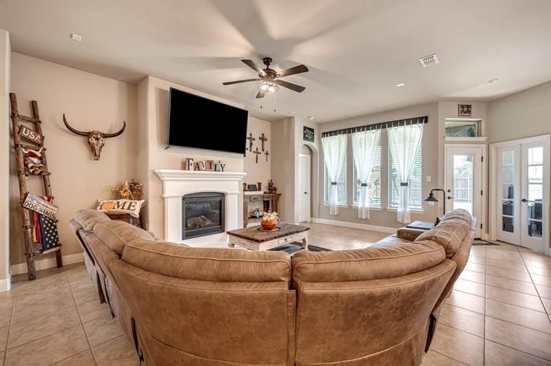 3212 Treyburn Lane, Mansfield TX 76084 - Photo 13