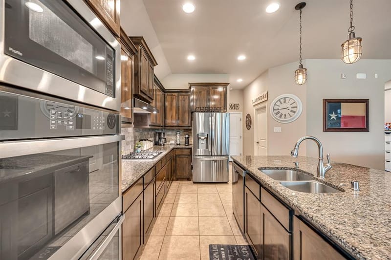 3212 Treyburn Lane, Mansfield TX 76084 - Photo 18