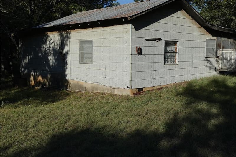 300 Hogg Creek Road, Brownwood TX 76801 - Photo 30