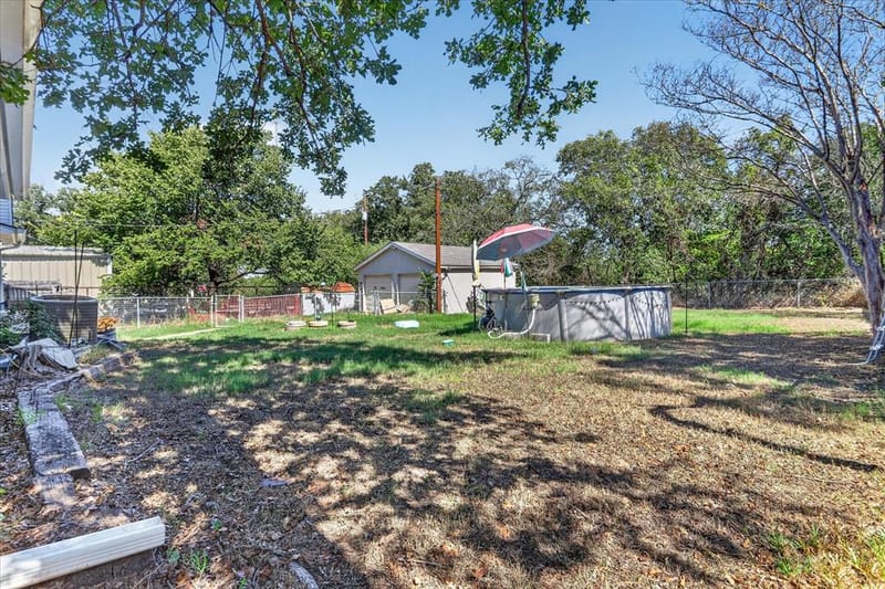 416 Cedarwood Street, Azle TX 76020 - Photo 4